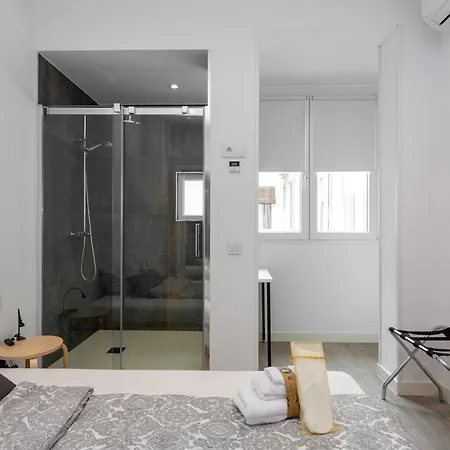 Alma Suites Madrid Exterior photo